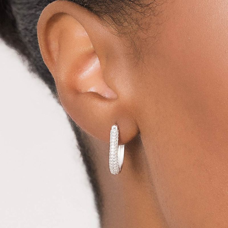 TAM.ÚNICO 8201770006-4