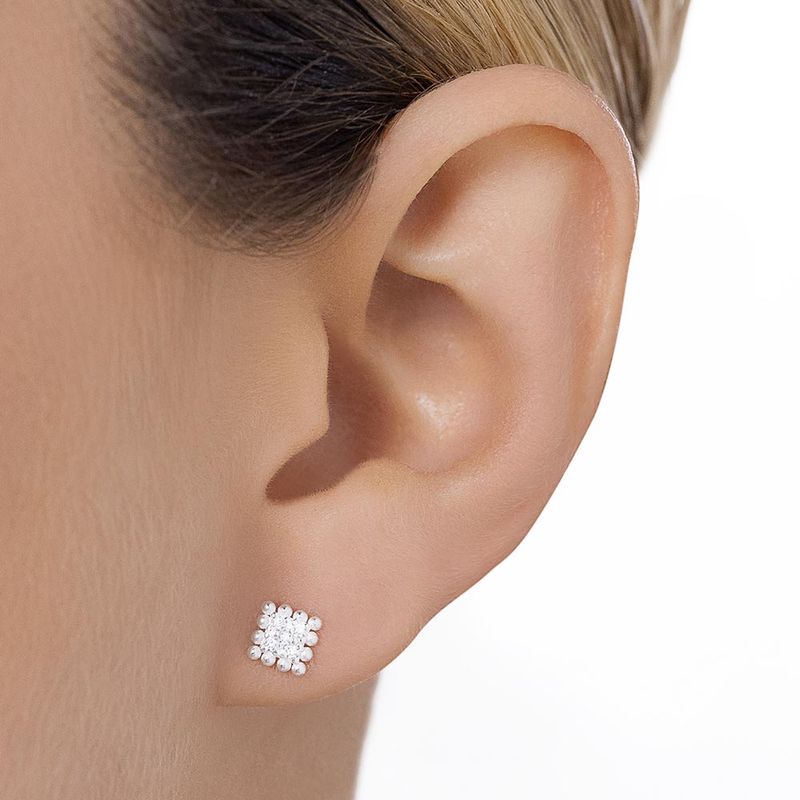 TAM.ÚNICO 8203240006-4